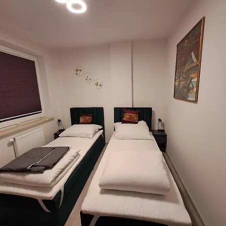 Smart Apartment2 And Parking Apartman Varsó