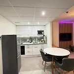 Smart Apartment2 And Parking * 바르샤바