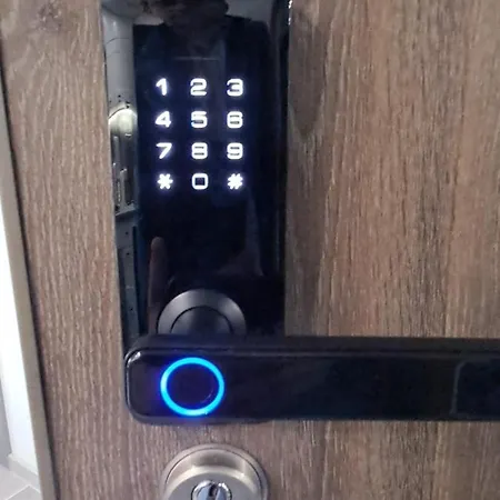 Smart Apartment2 And Parking 바르샤바