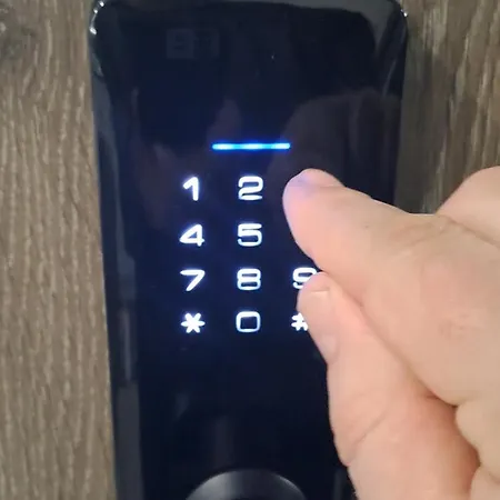 아파트 Smart Apartment2 And Parking
